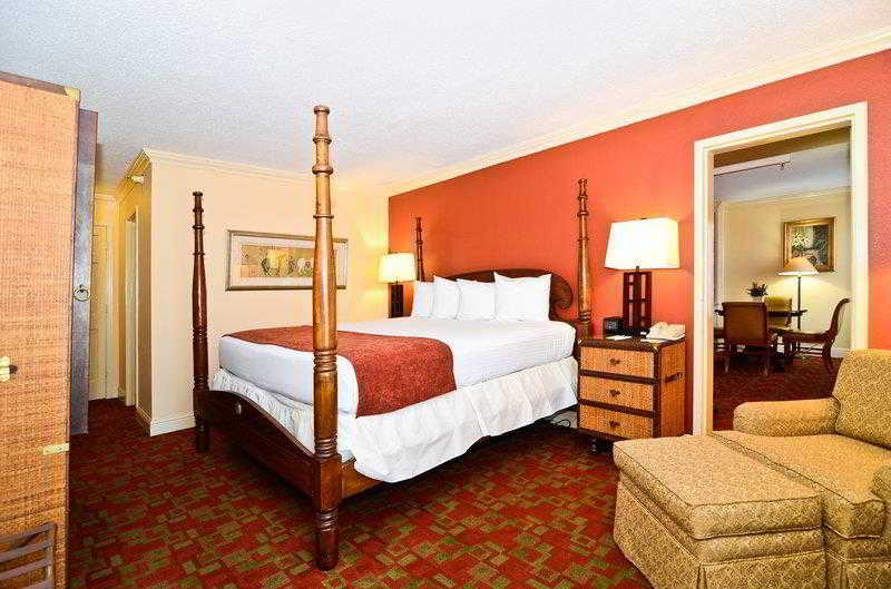 Holiday Inn Express & Suites Shreveport - Downtown