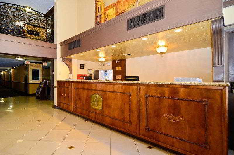 Holiday Inn Express & Suites Shreveport - Downtown