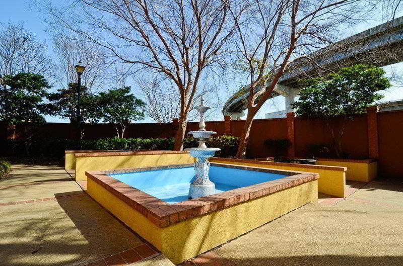 Holiday Inn Express & Suites Shreveport - Downtown