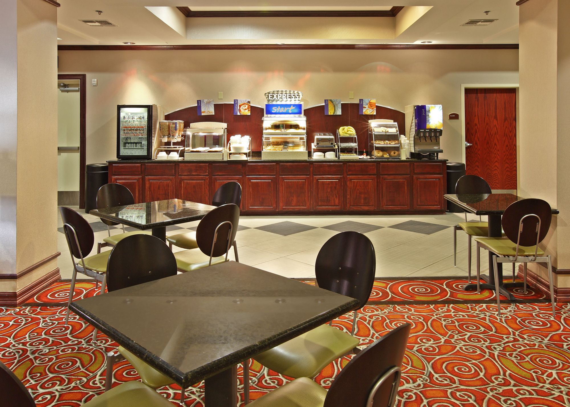 Holiday Inn Express & Suites Shreveport - West