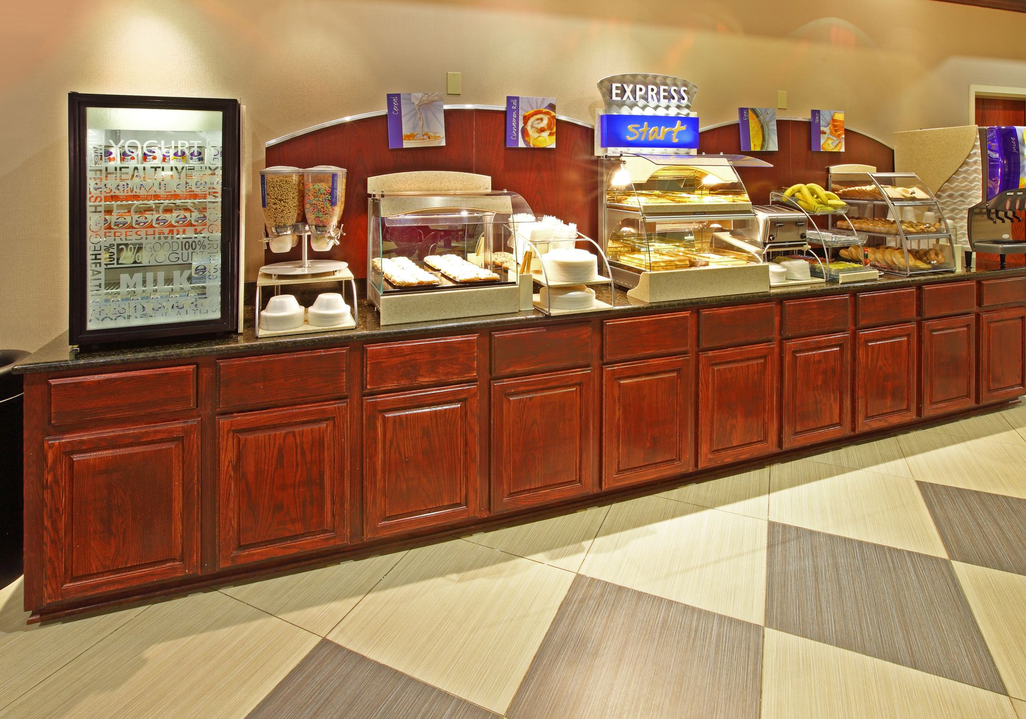 Holiday Inn Express & Suites Shreveport - West