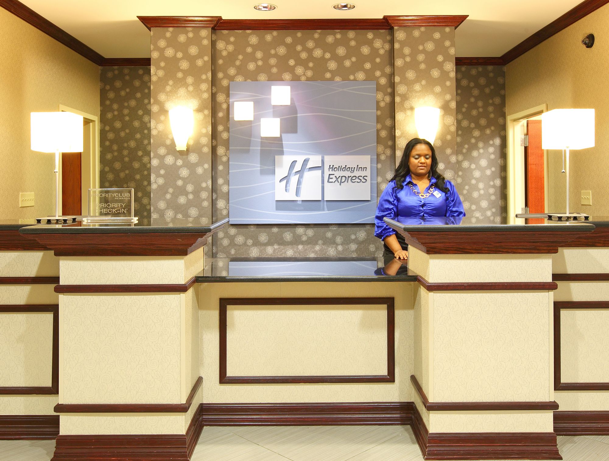 Holiday Inn Express & Suites Shreveport - West