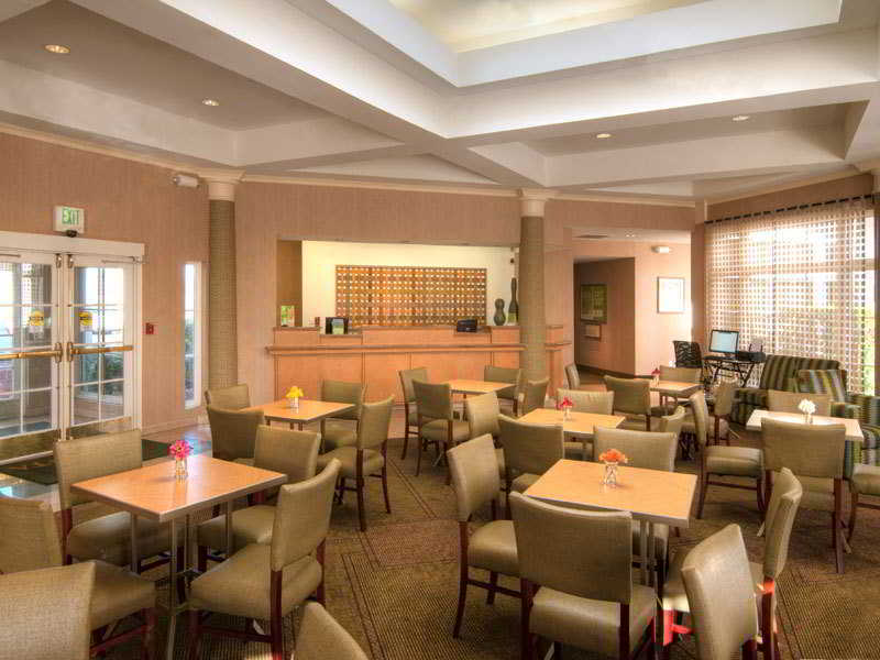 La Quinta Inn & Suites by Wyndham Shreveport Airport