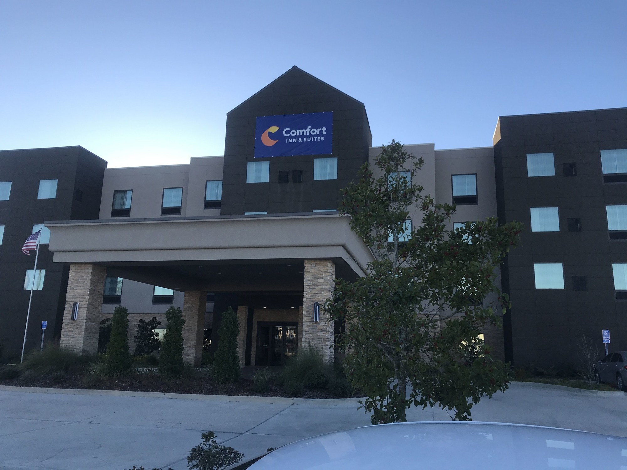 Comfort Inn & Suites