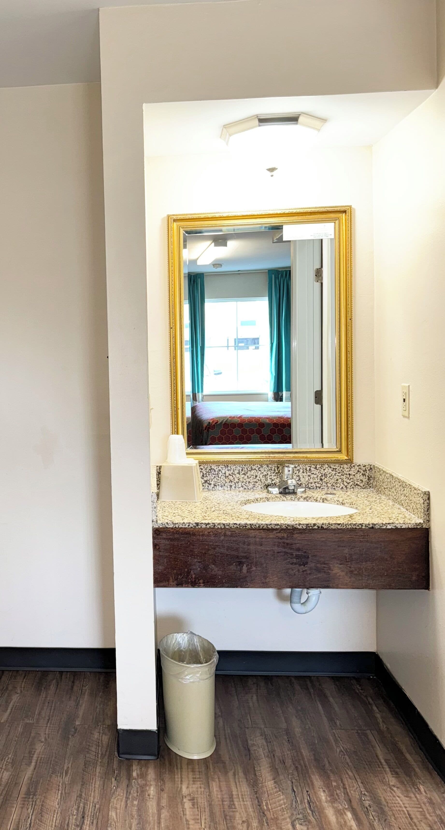 Euro Inn & Suites Slidell