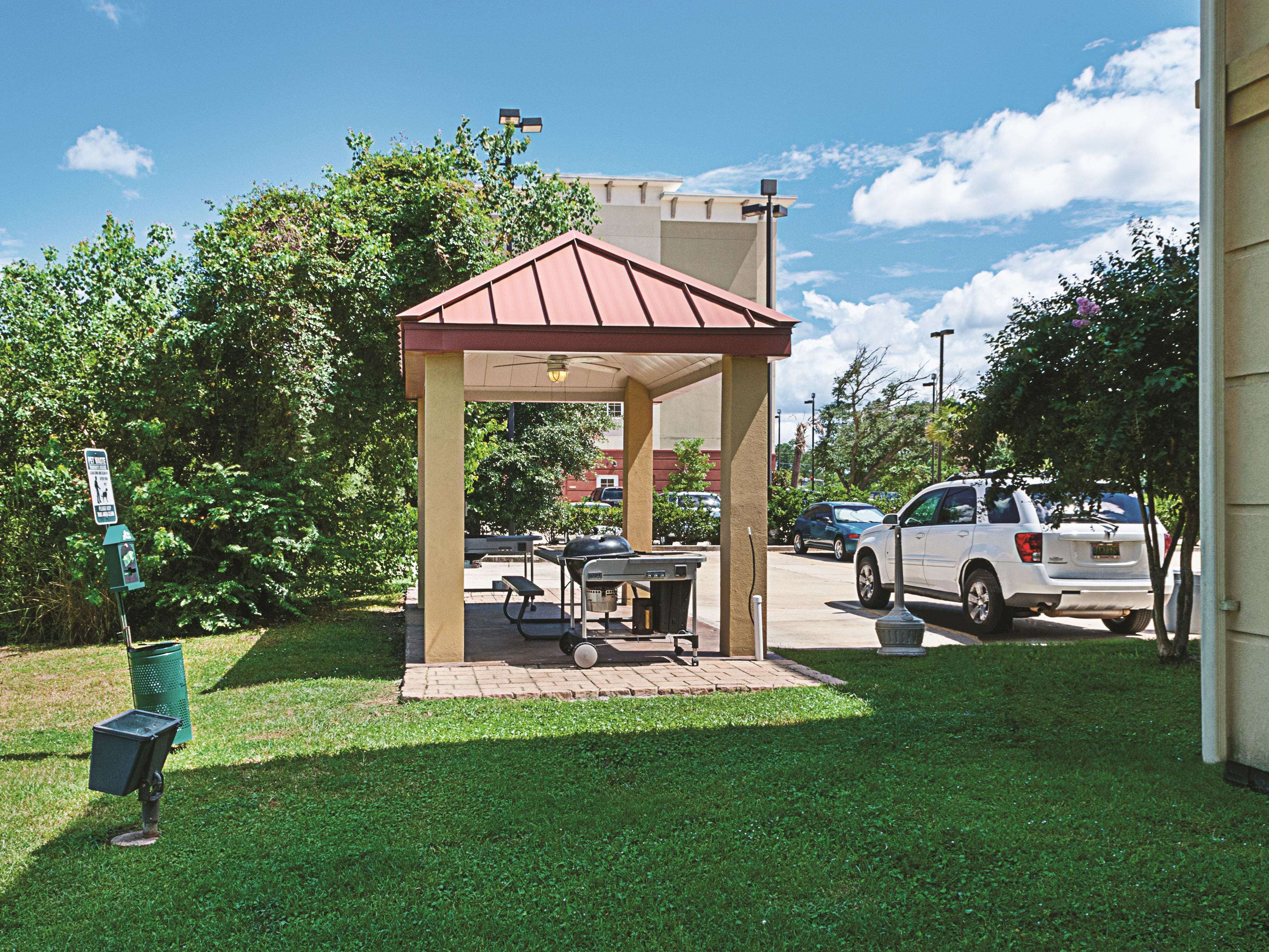 La Quinta Inn & Suites by Wyndham Slidell North Shore