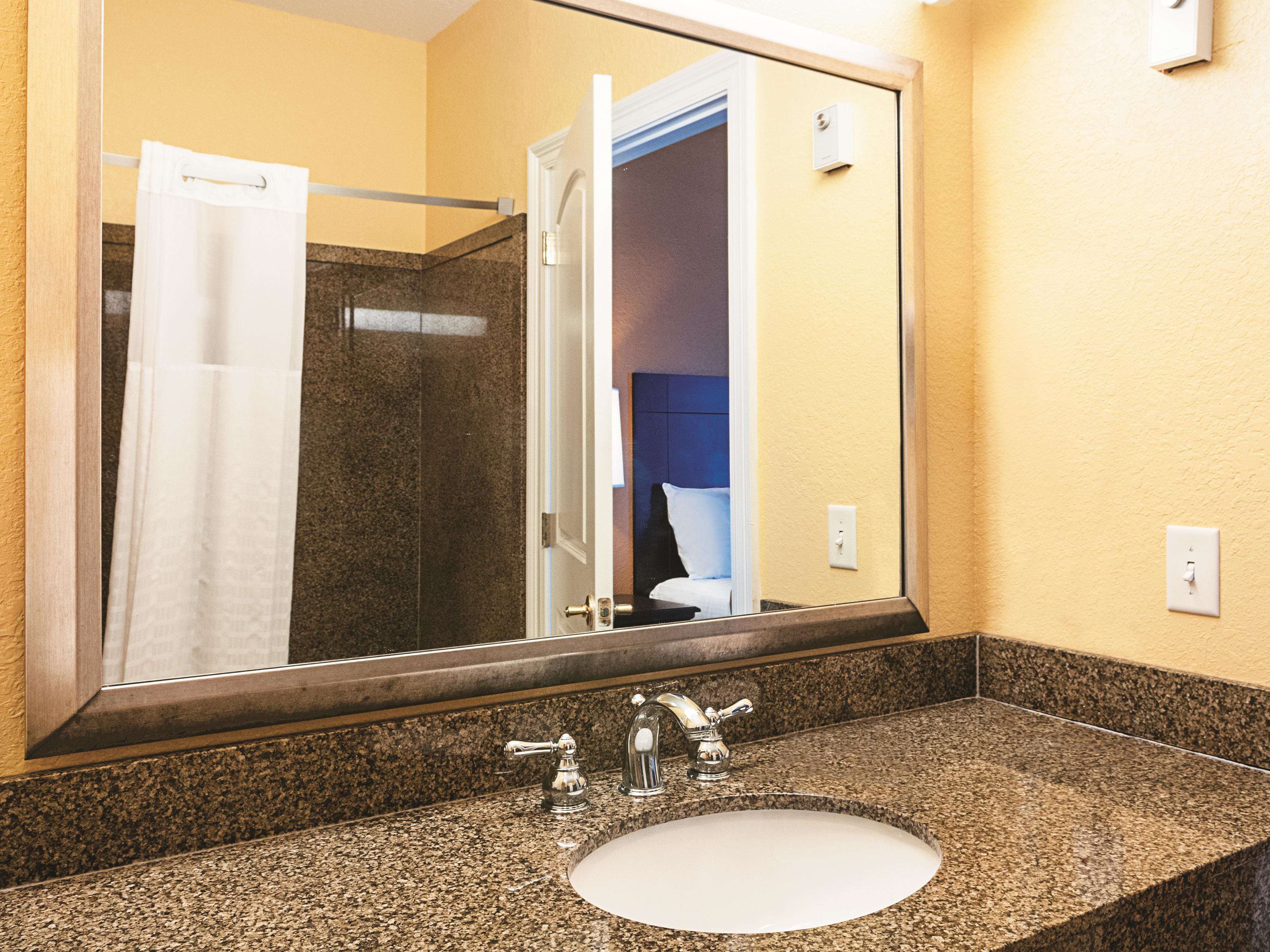 La Quinta Inn & Suites by Wyndham Slidell North Shore