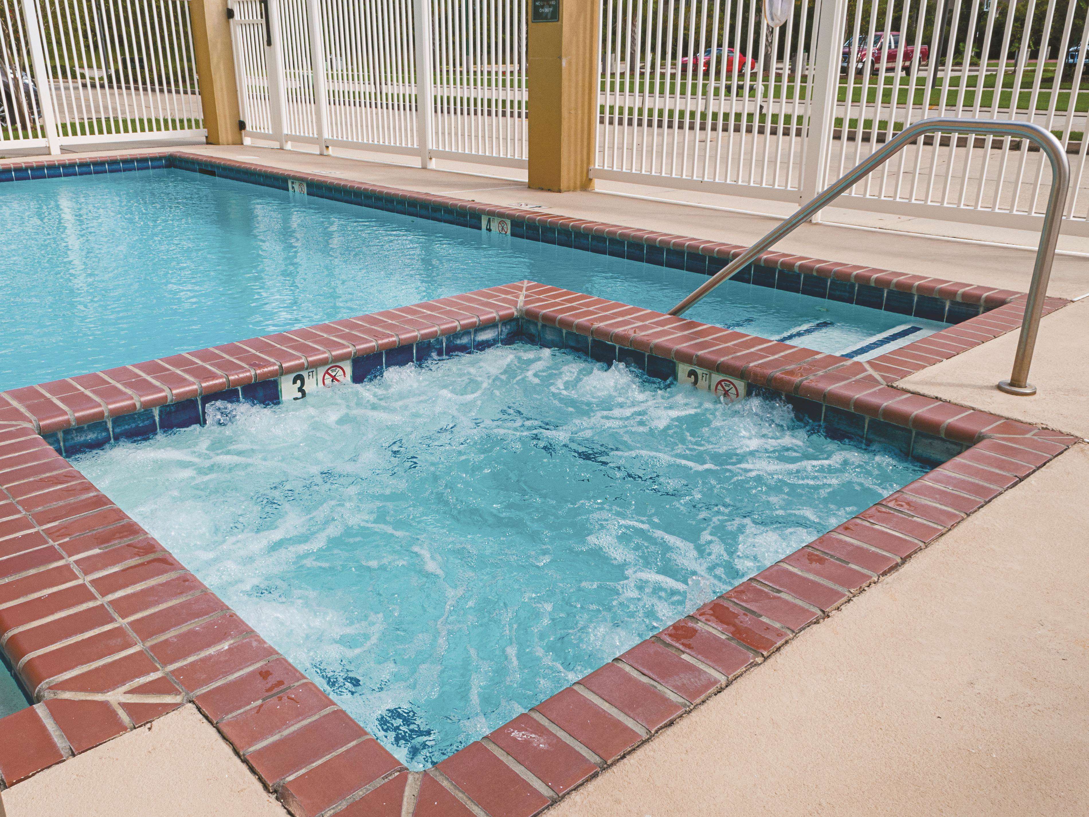 La Quinta Inn & Suites by Wyndham Slidell North Shore