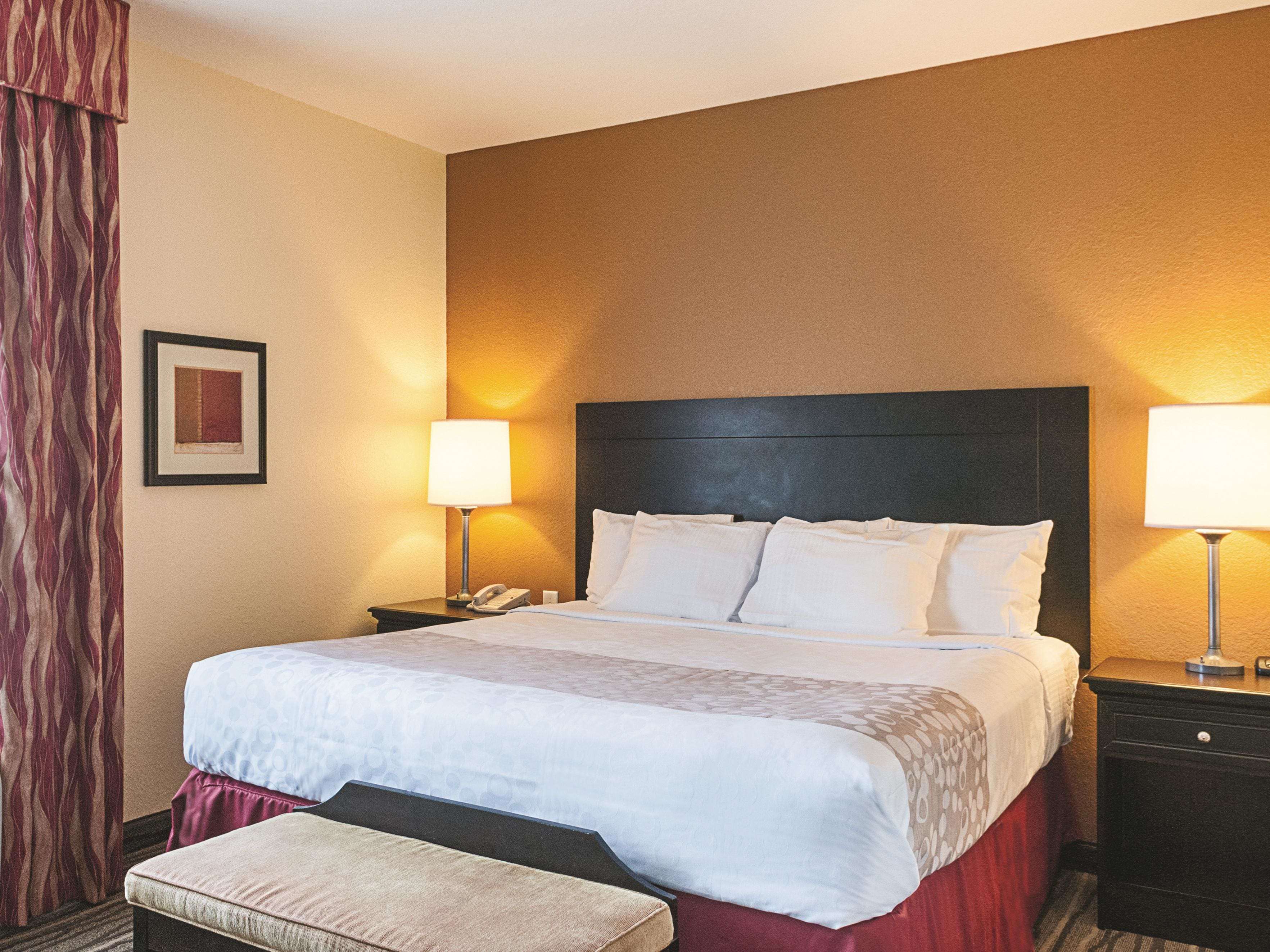 La Quinta Inn & Suites by Wyndham Slidell North Shore