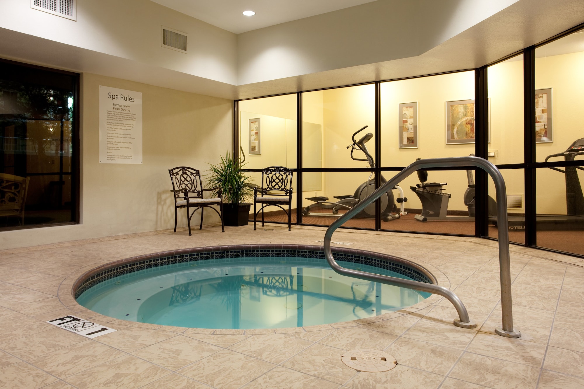 Holiday Inn Express & Suites Sulphur (Lake Charles)