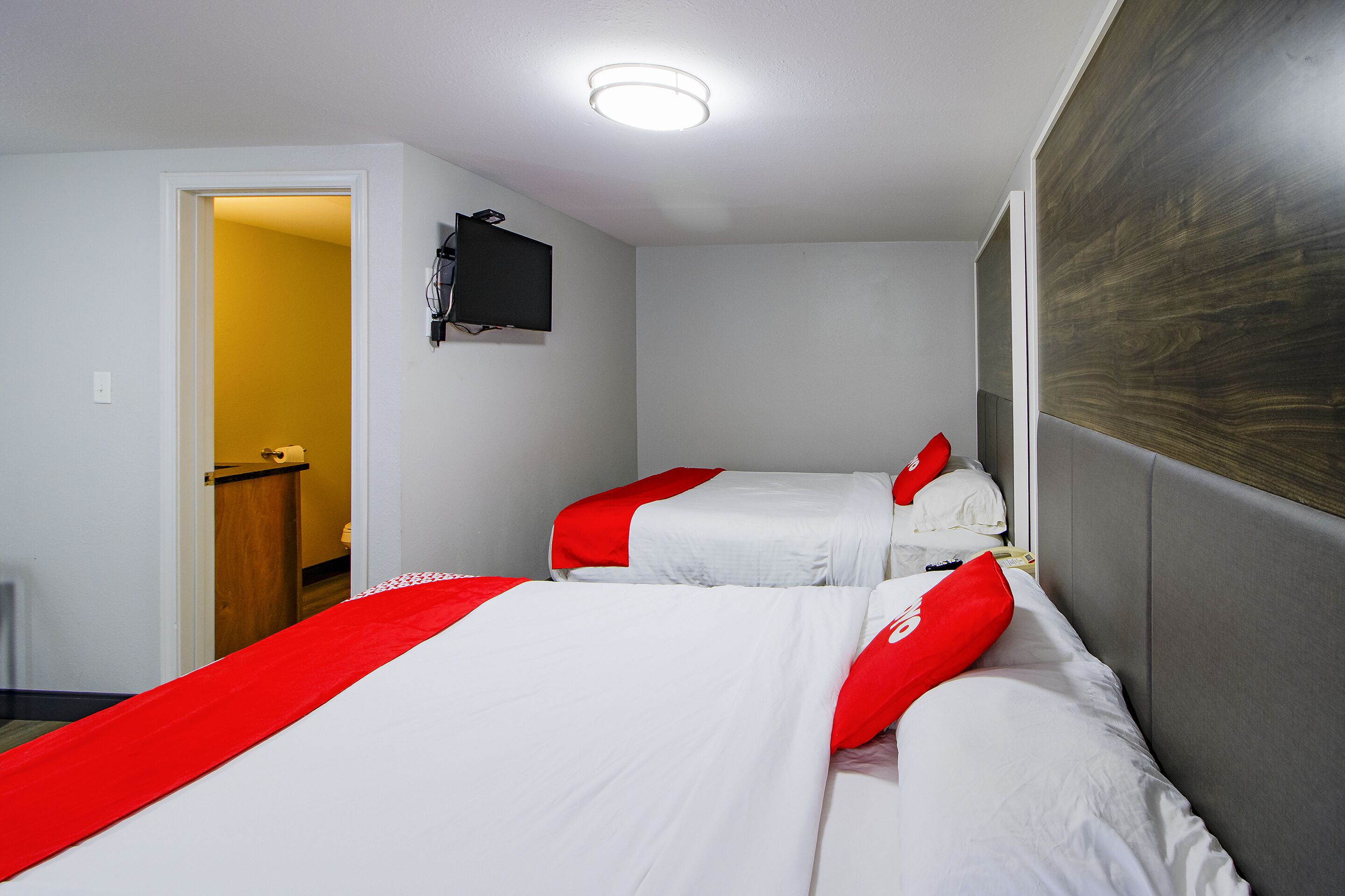 Hotel Sulphur LA Hwy 90 West by OYO Rooms