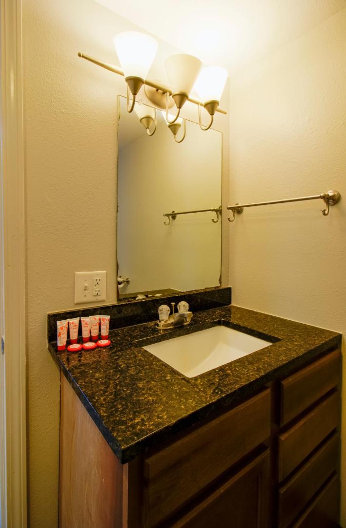 Hotel Sulphur LA Hwy 90 West by OYO Rooms