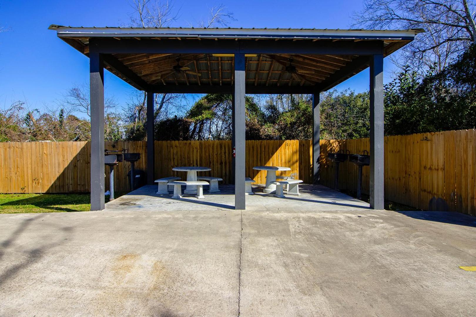 Hotel Sulphur LA Hwy 90 West by OYO Rooms
