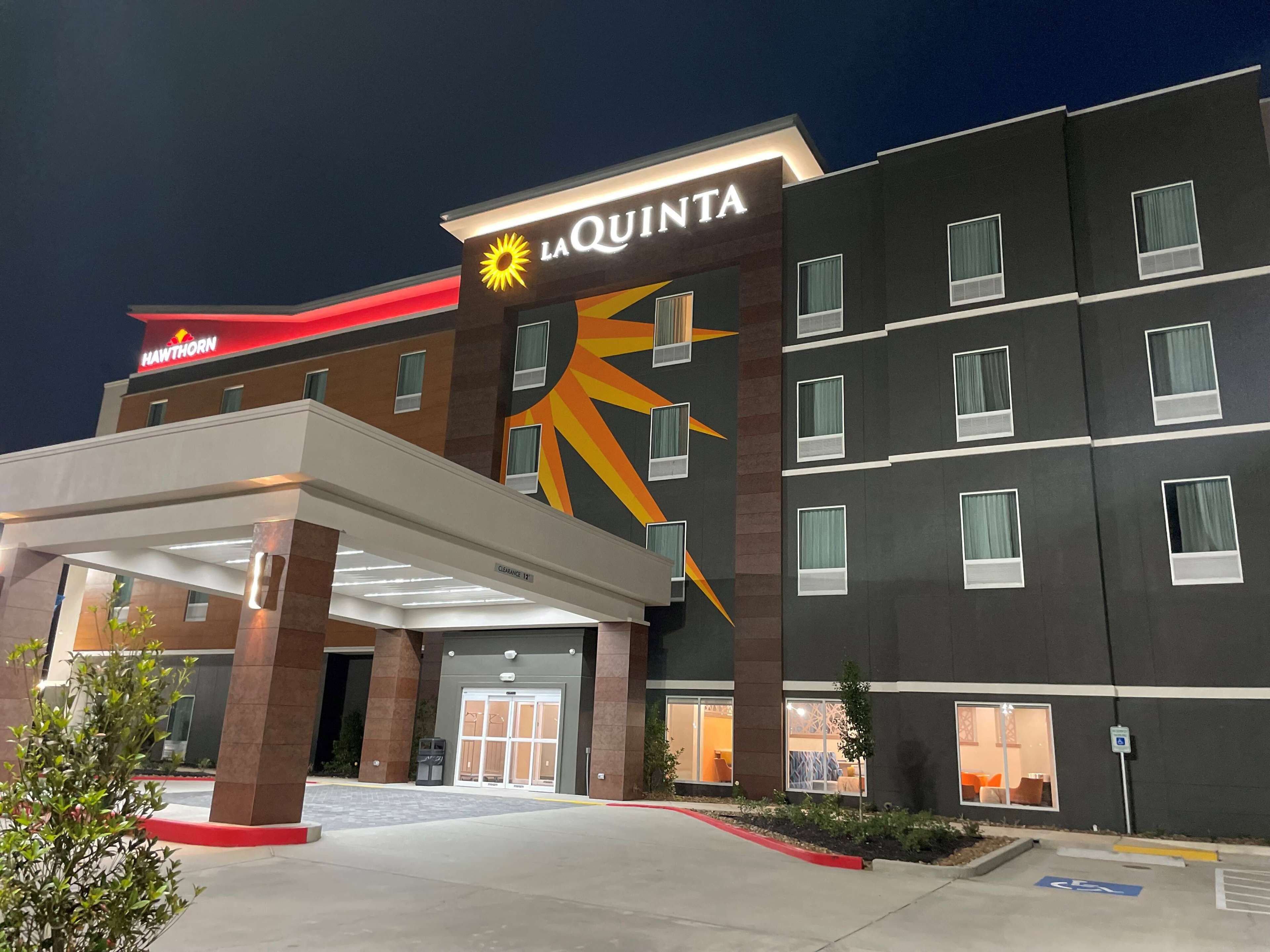 La Quinta Inn & Suites by Wyndham Sulphur