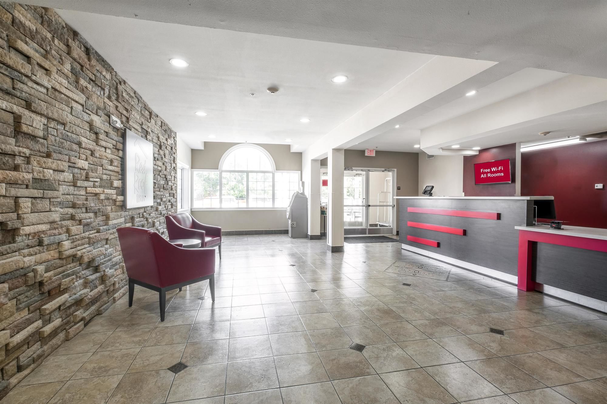 Red Roof Inn Sulphur
