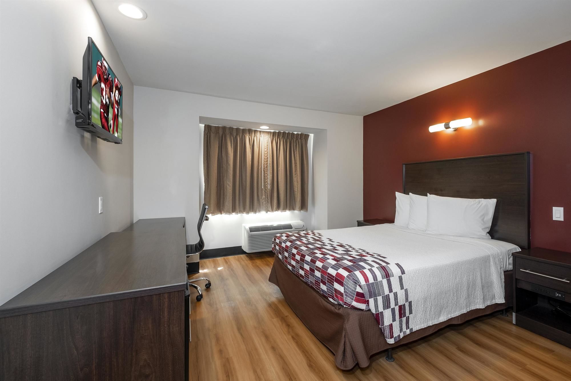Red Roof Inn Sulphur