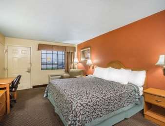 Days Inn by Wyndham Tallulah