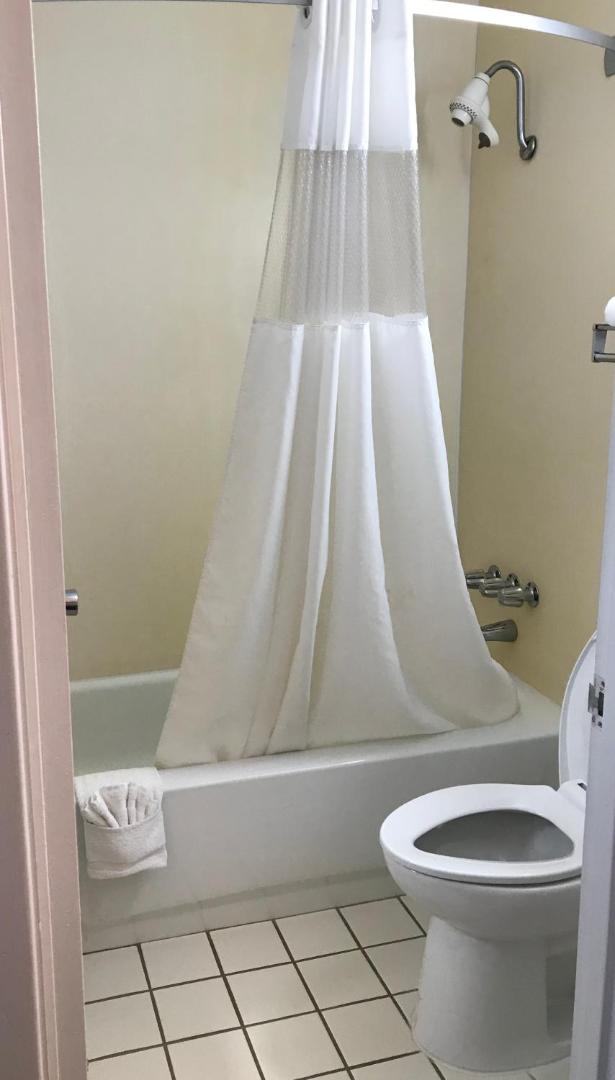 Carmel Inn & Suites