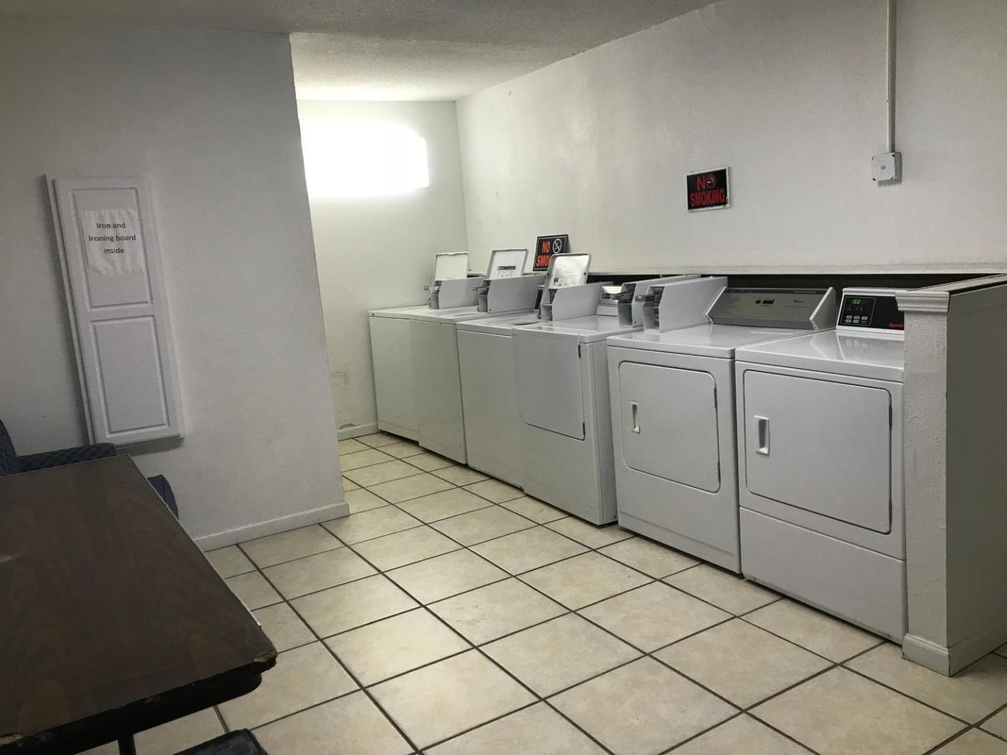 Carmel Inn & Suites