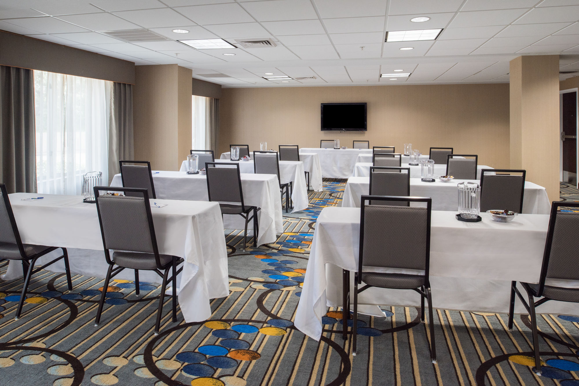 Holiday Inn Express & Suites West Monroe