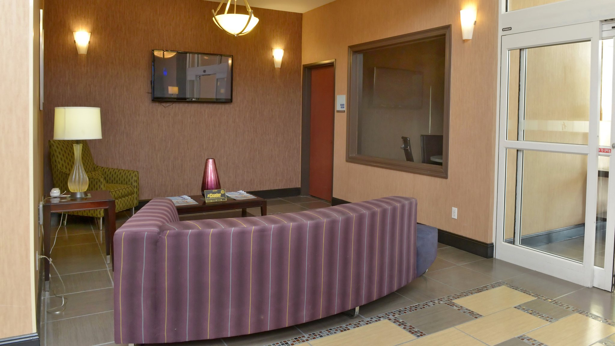 Holiday Inn Express Hotel & Suites Baton Rouge North