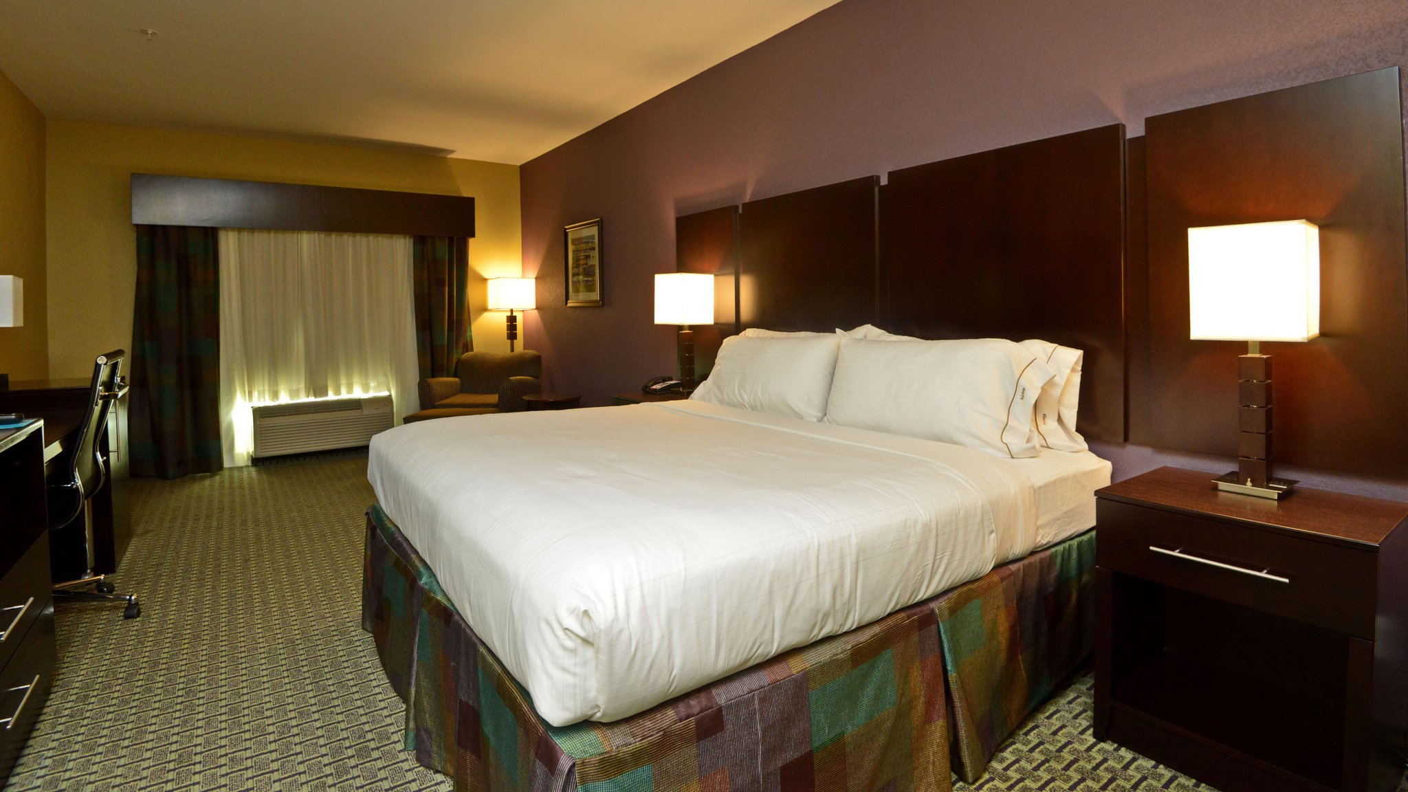 Holiday Inn Express Hotel & Suites Baton Rouge North
