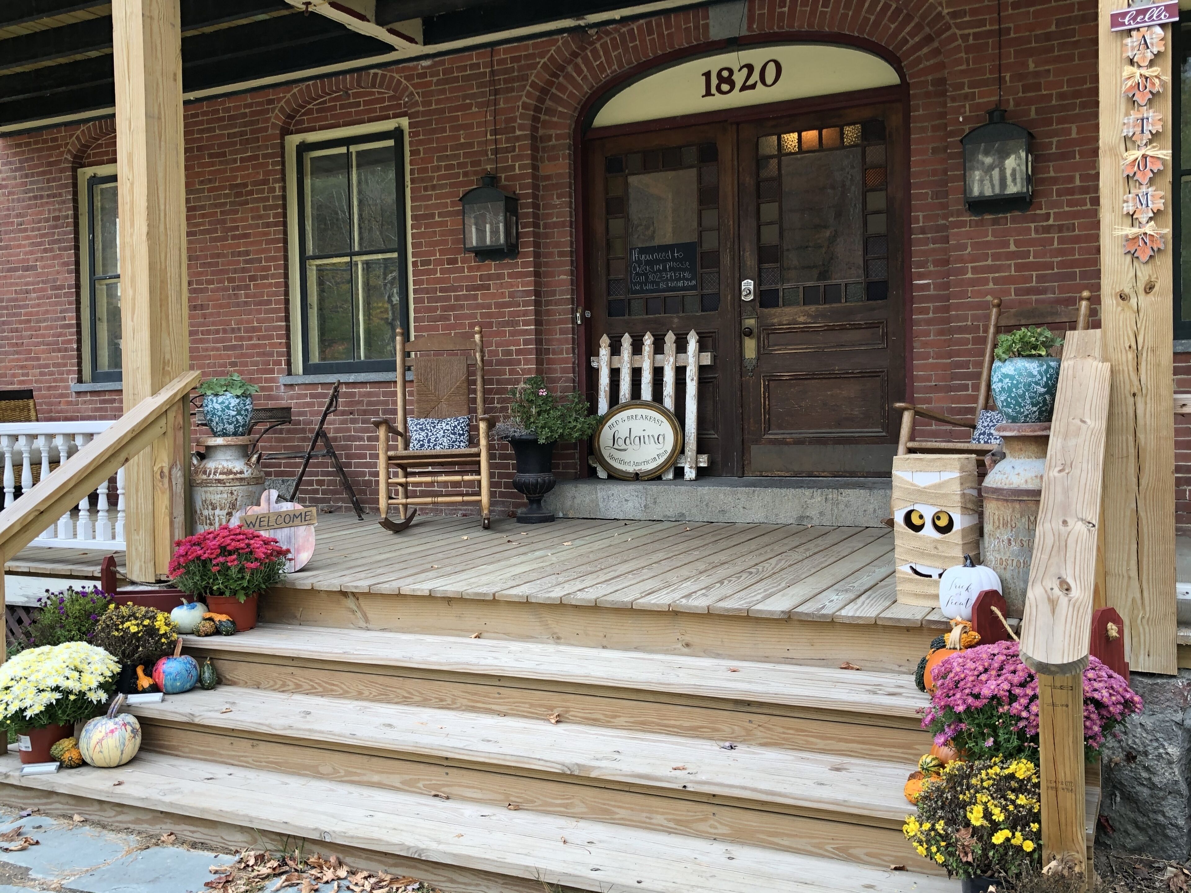 Rowell's Inn