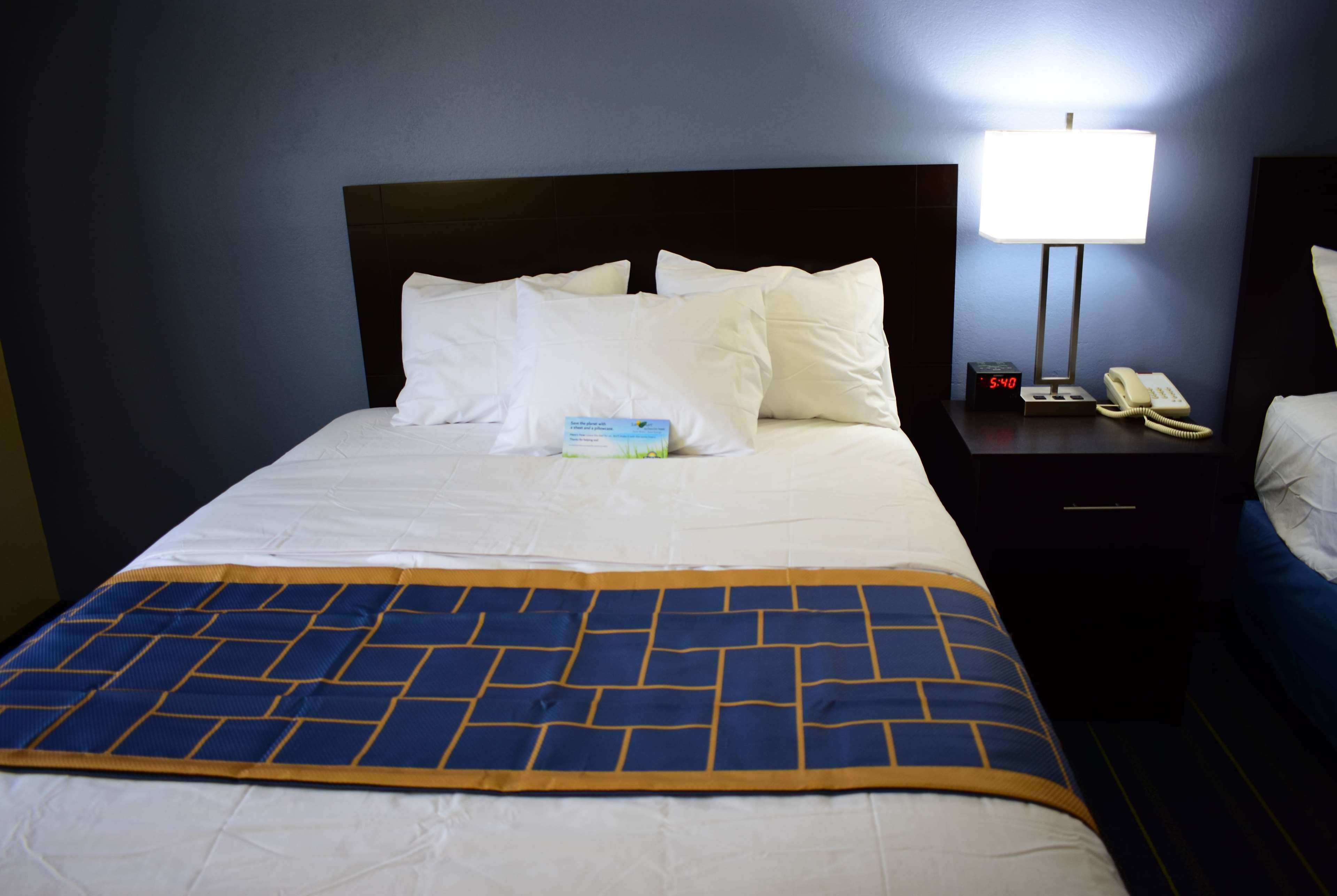 Days Inn by Wyndham Augusta