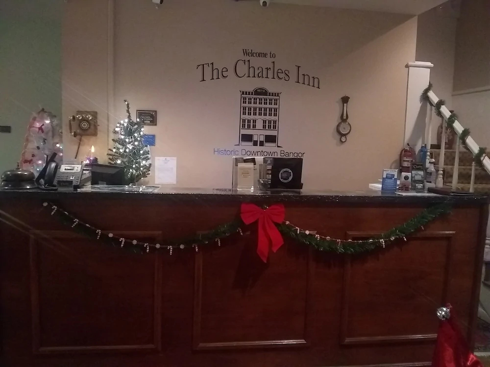 Charles Inn
