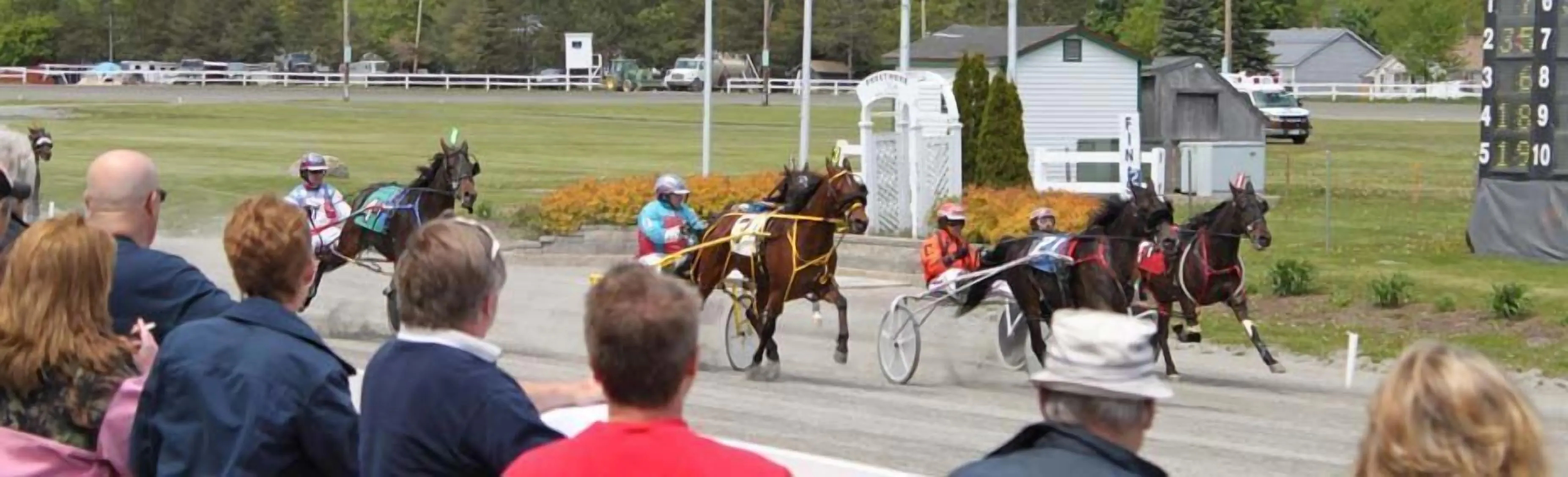 Hollywood Casino Hotel & Raceway