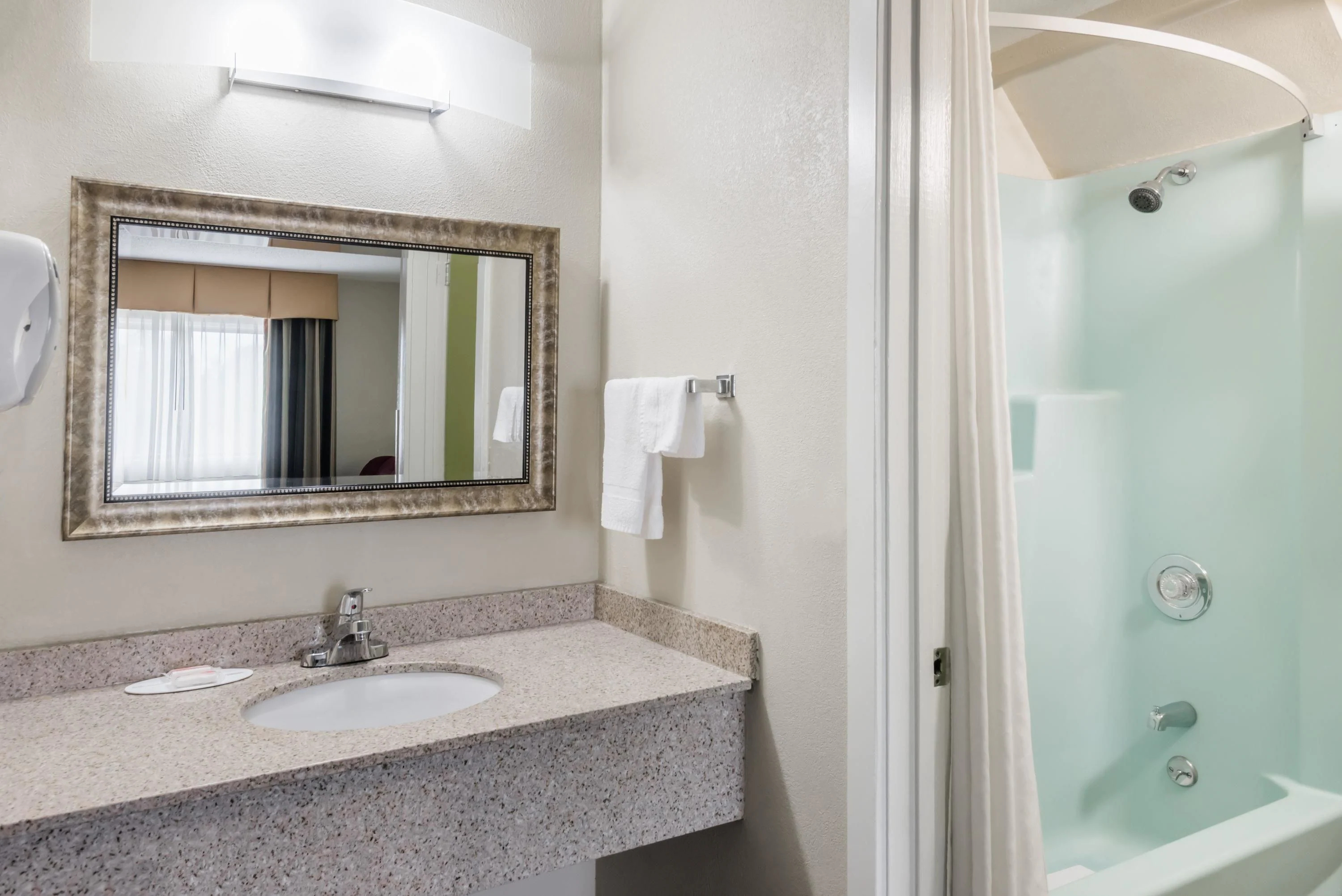 Super 8 by Wyndham Bangor