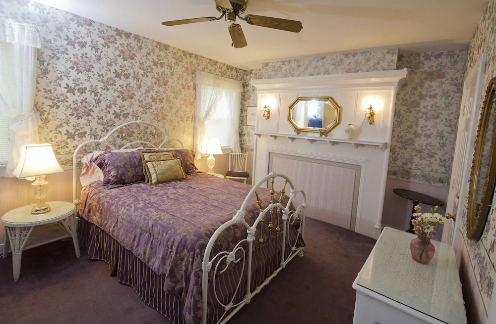 Anne’s White Columns Inn