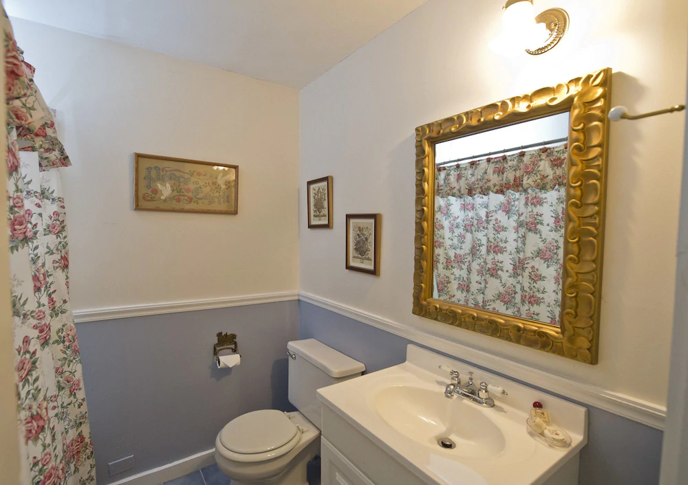 Anne’s White Columns Inn
