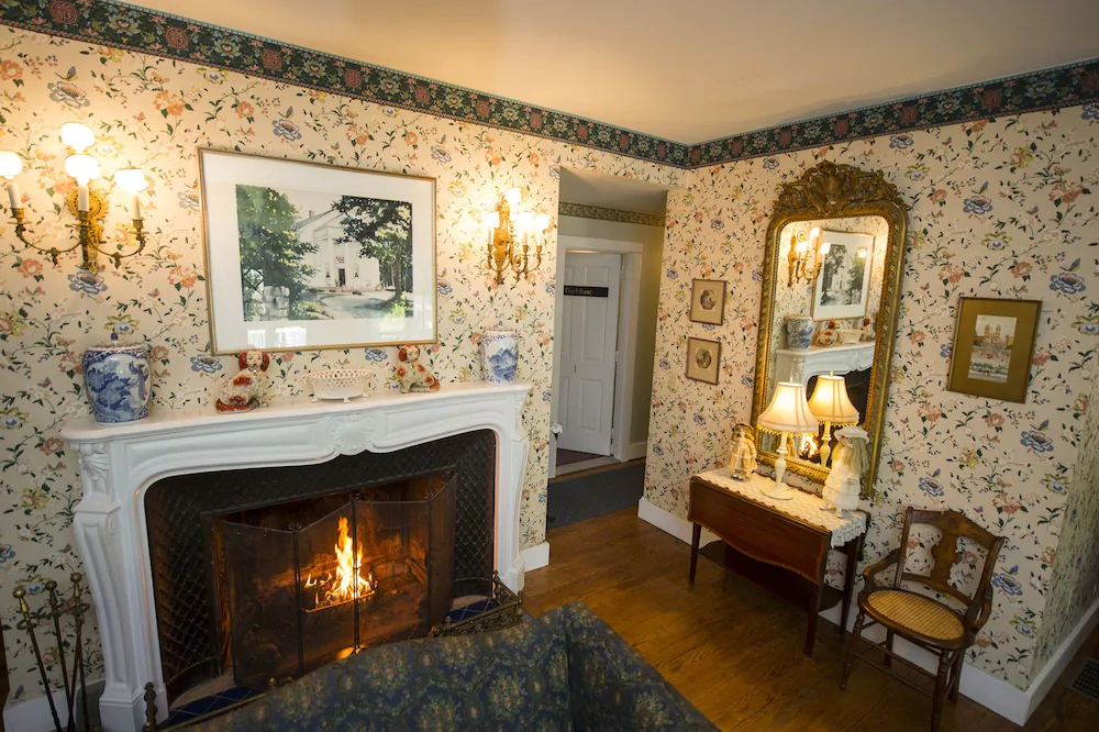 Anne’s White Columns Inn