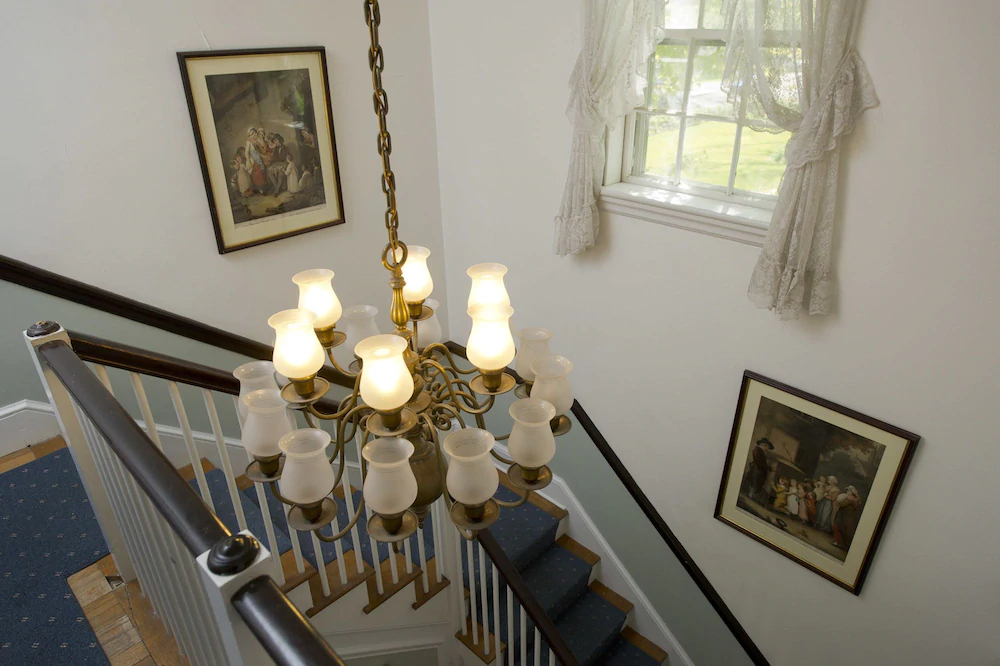 Anne’s White Columns Inn