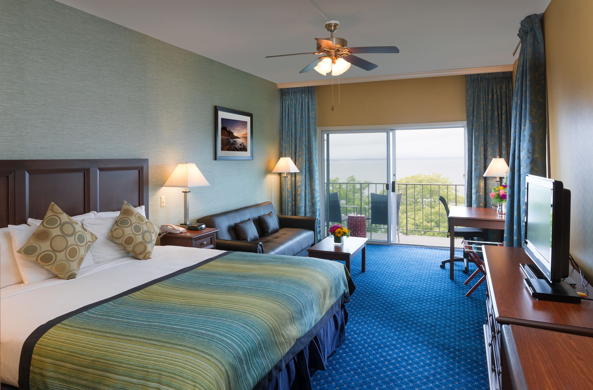 Atlantic Oceanside Hotel & Conference Center