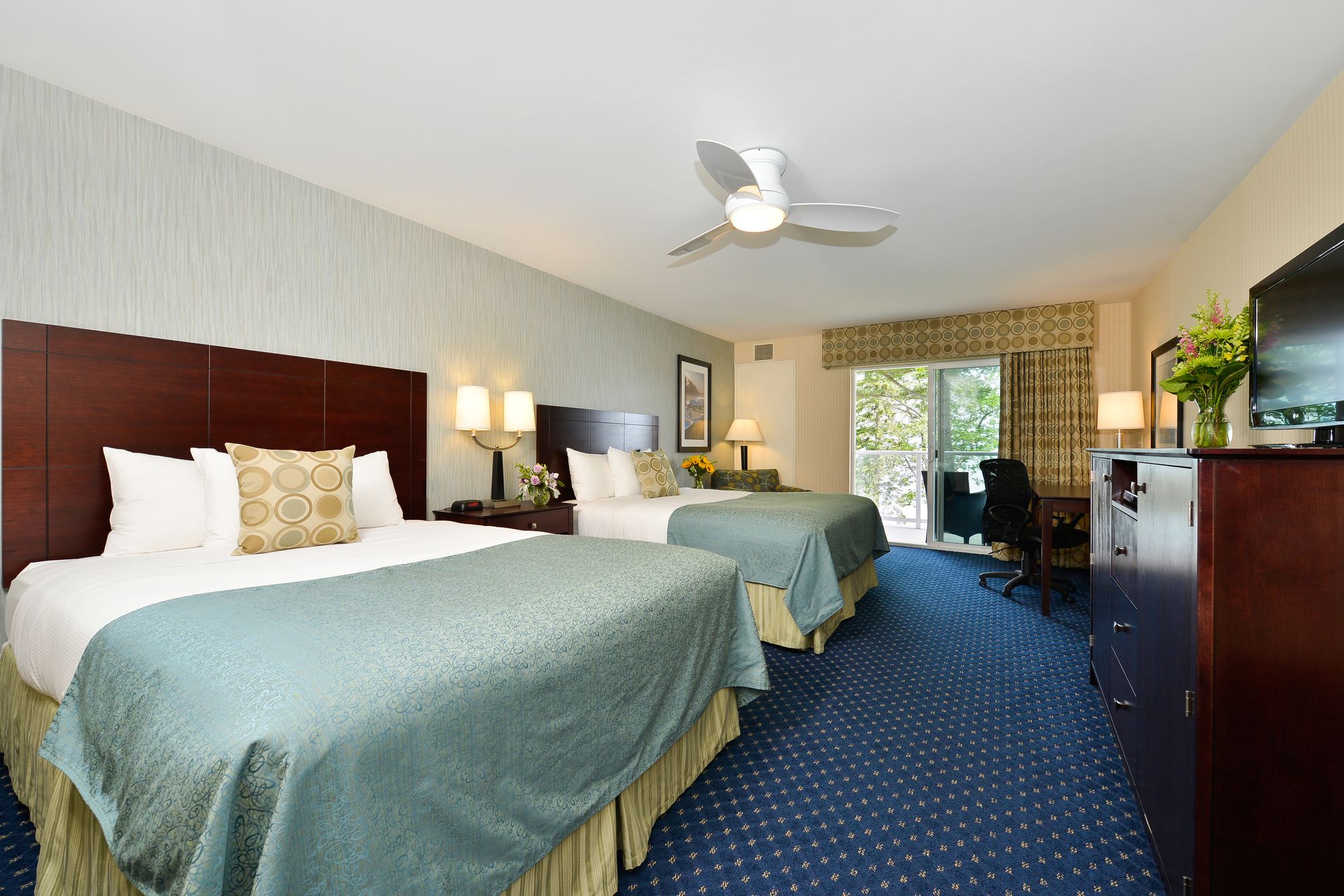 Atlantic Oceanside Hotel & Conference Center