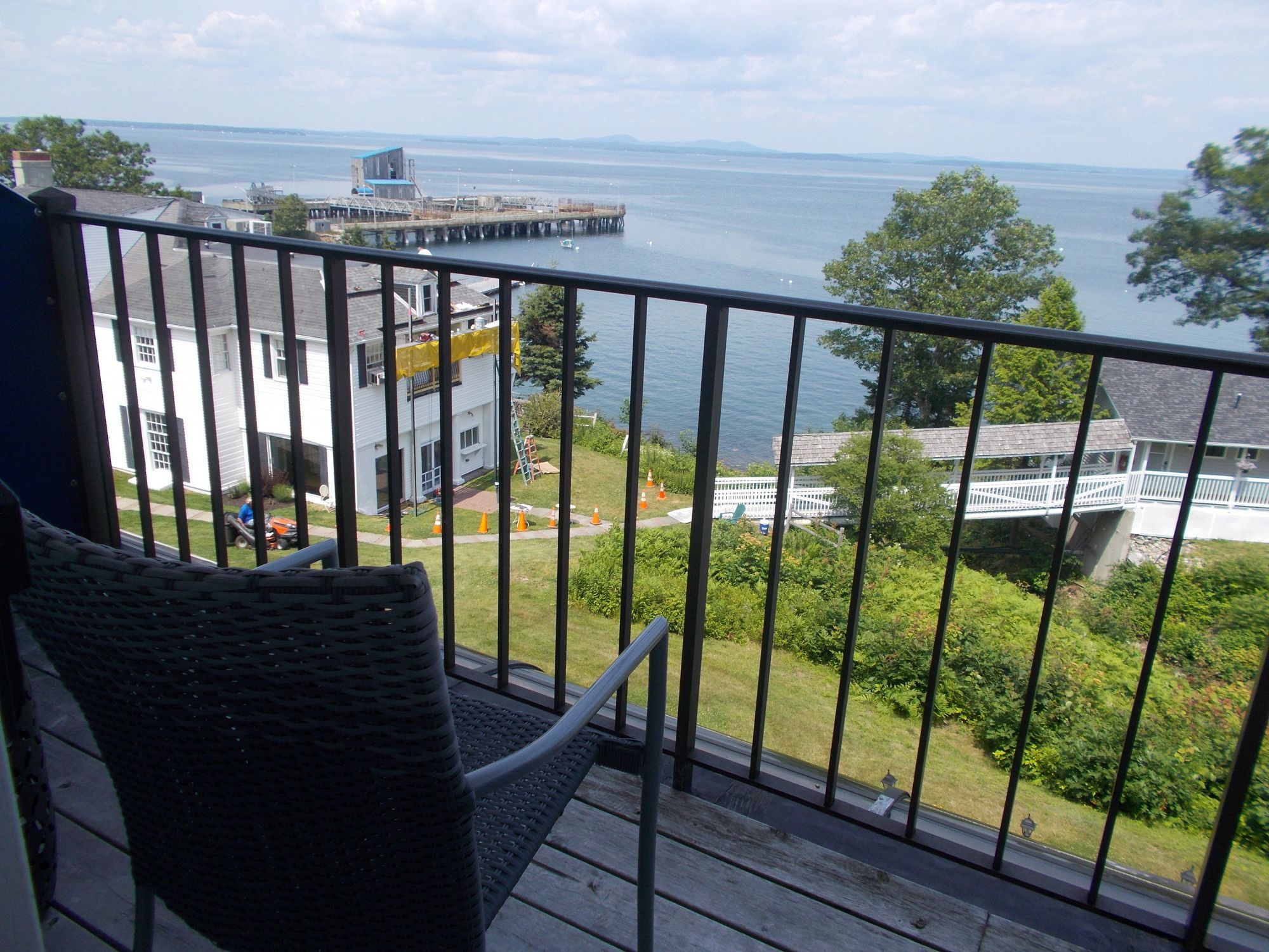 Atlantic Oceanside Hotel & Conference Center