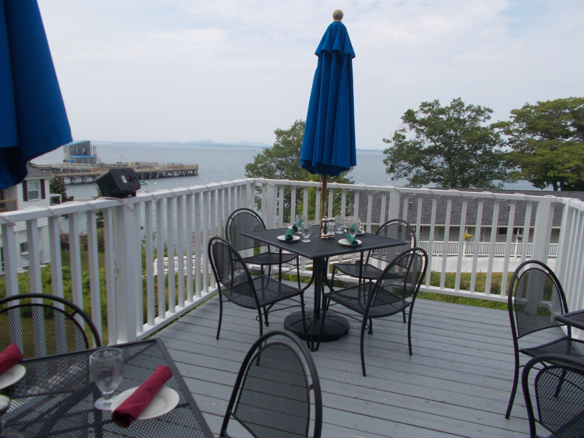 Atlantic Oceanside Hotel & Conference Center