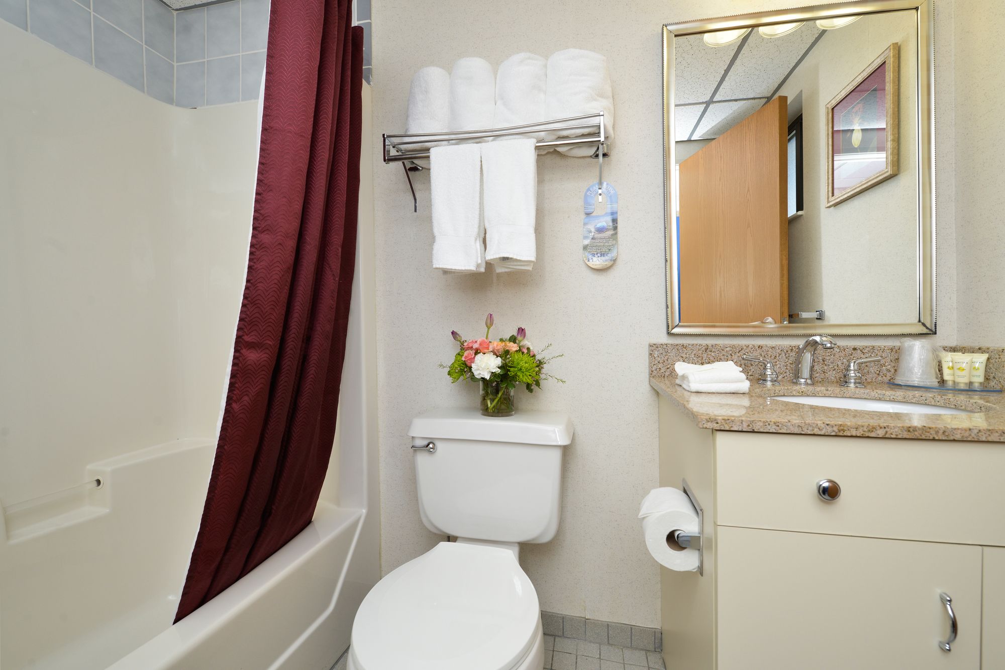 Atlantic Oceanside Hotel & Conference Center