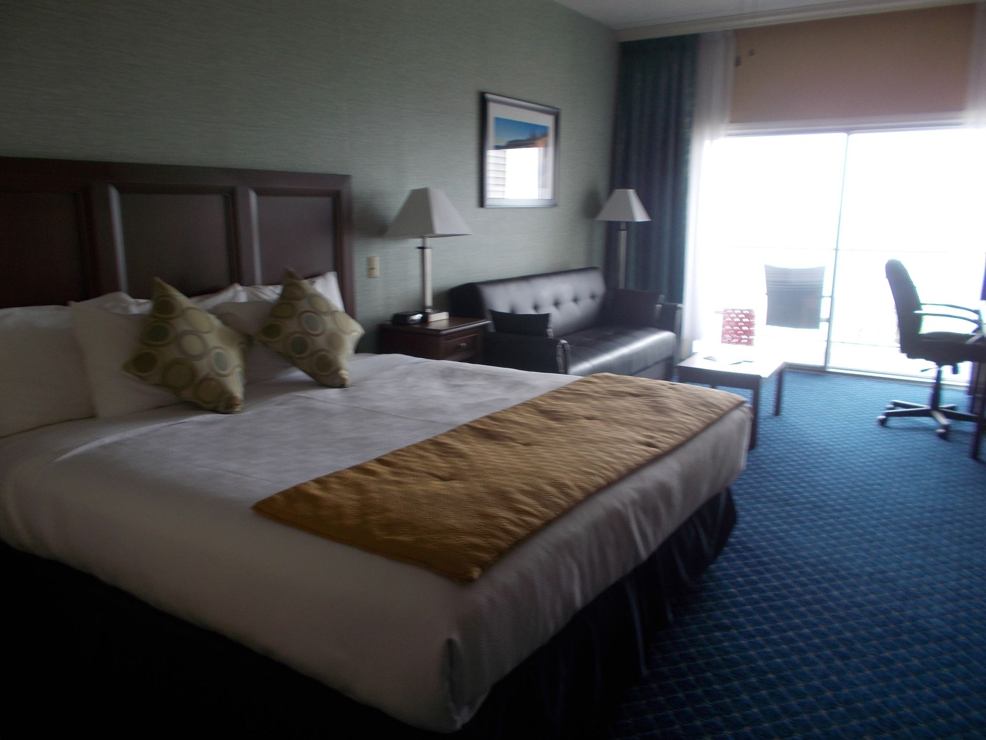 Atlantic Oceanside Hotel & Conference Center