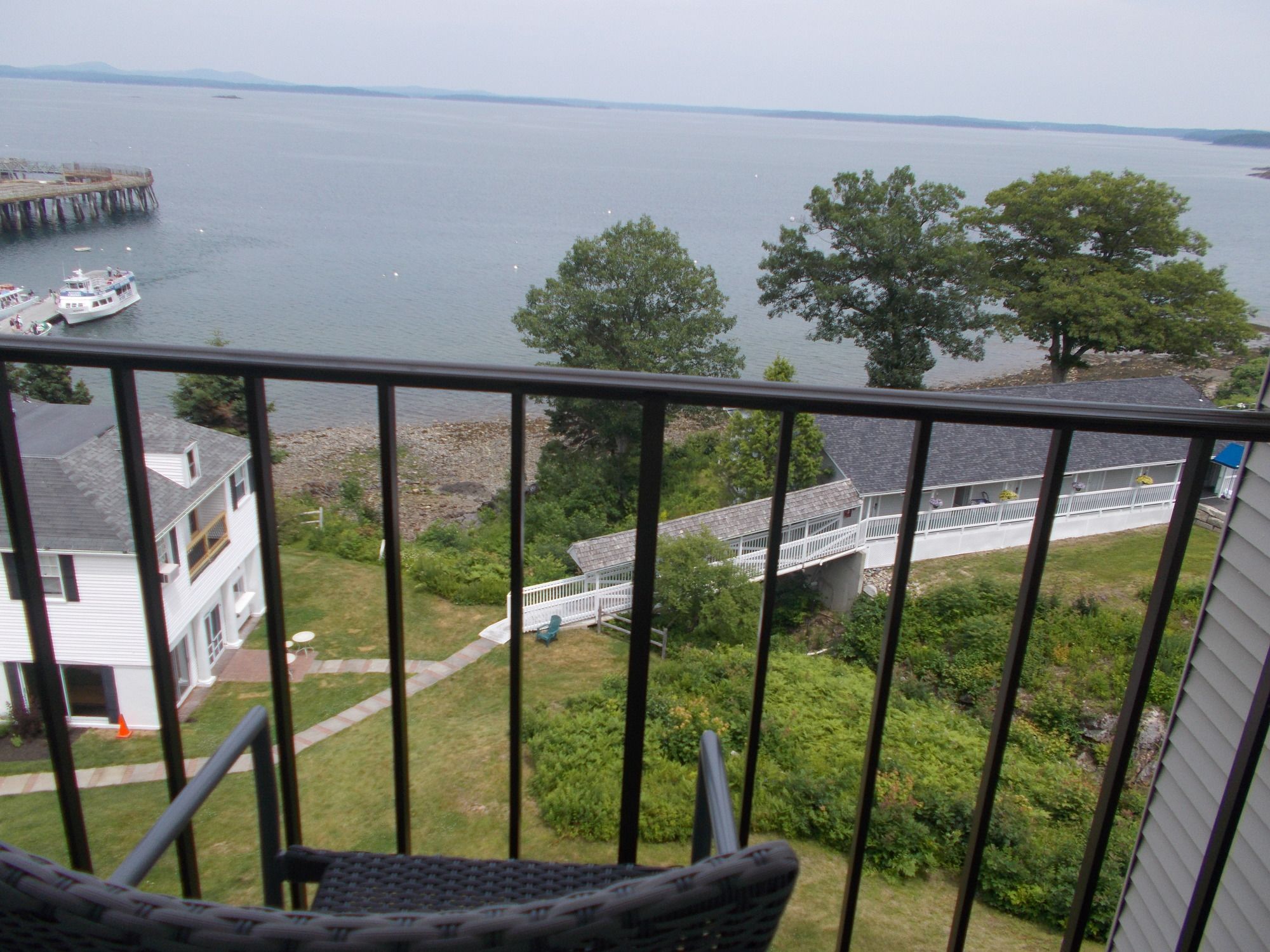 Atlantic Oceanside Hotel & Conference Center