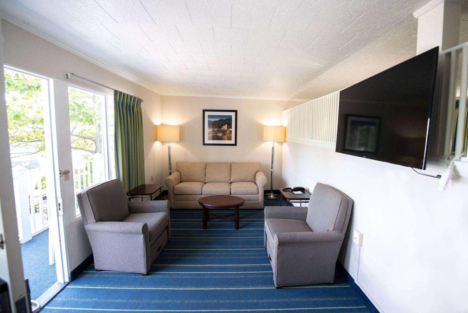 Days Inn by Wyndham Bar Harbor
