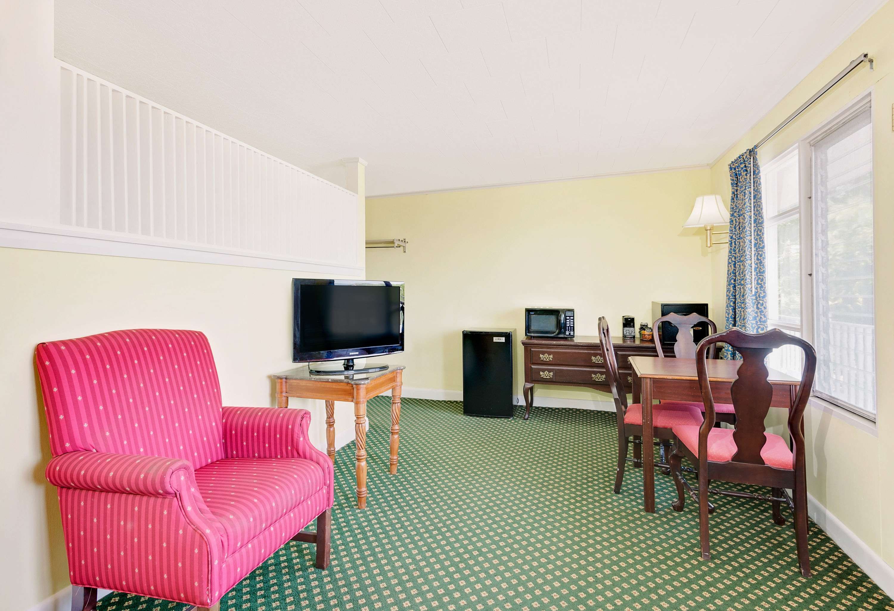Days Inn by Wyndham Bar Harbor