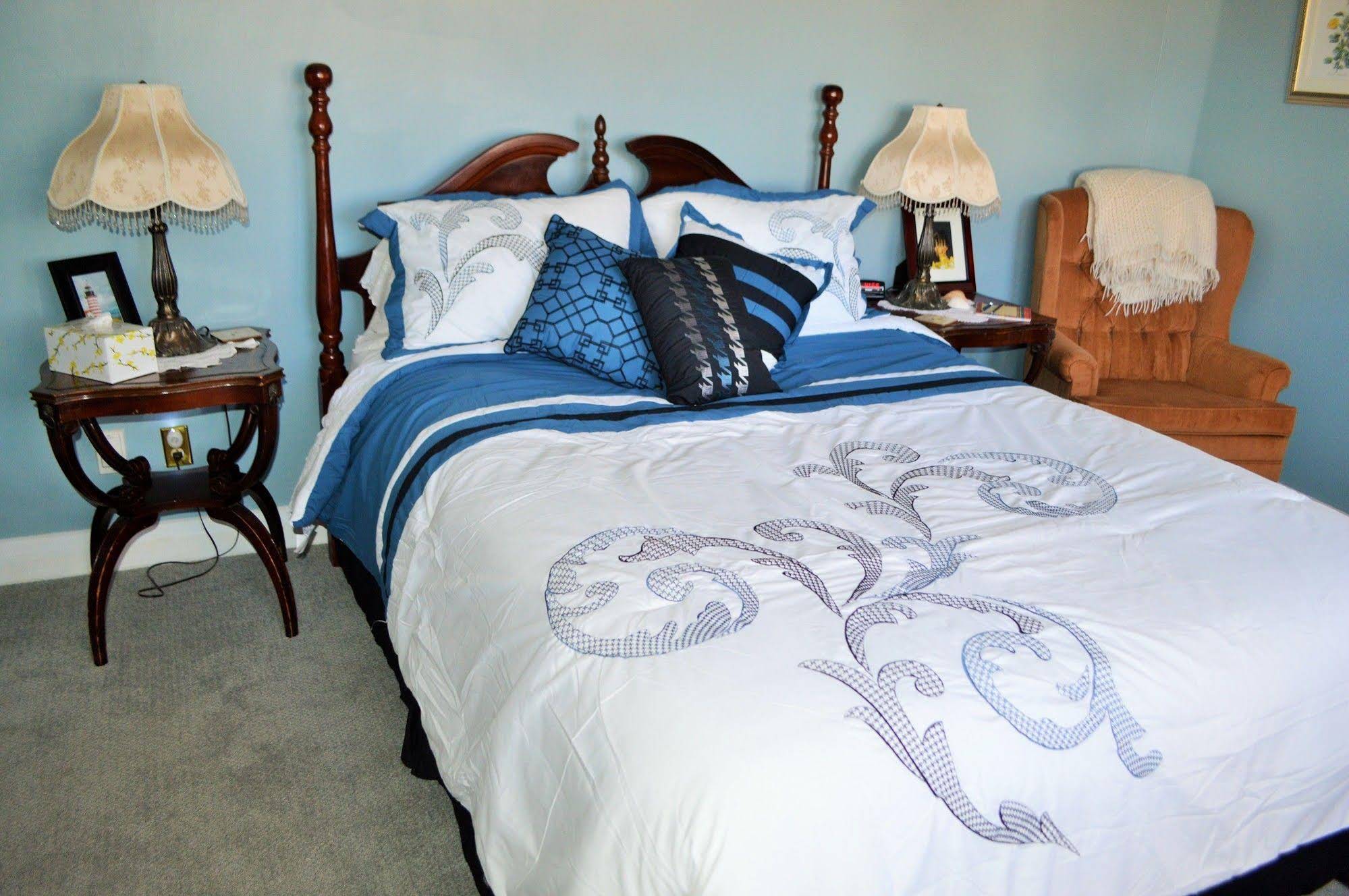 Heathwood Inn & Suites