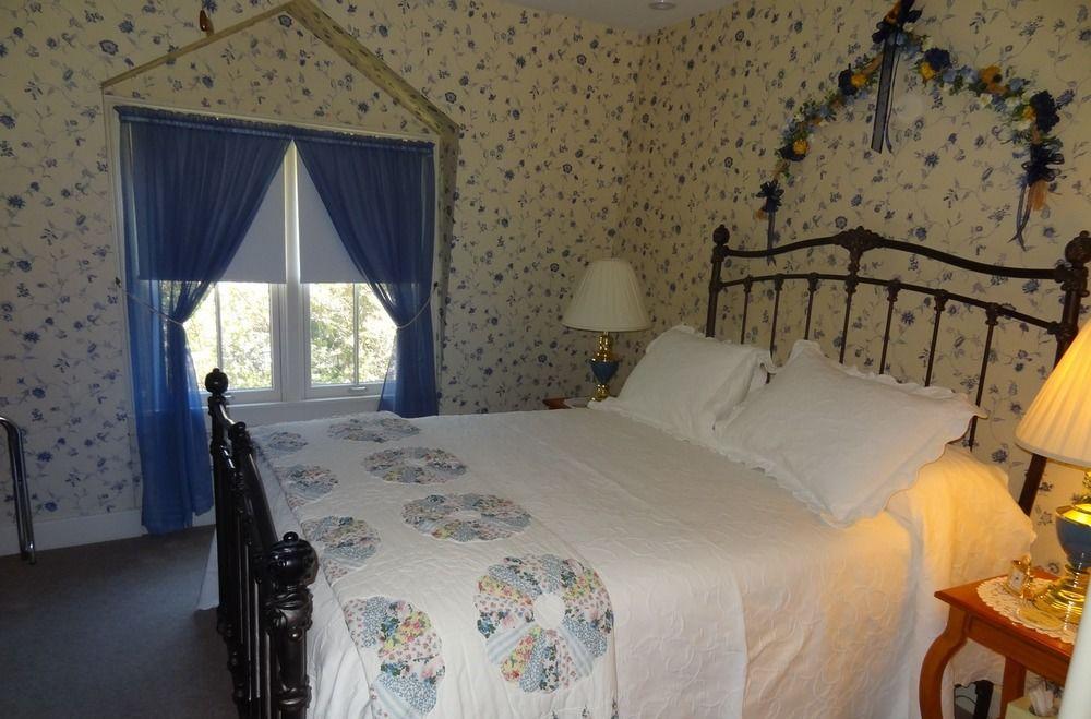 Primrose Inn