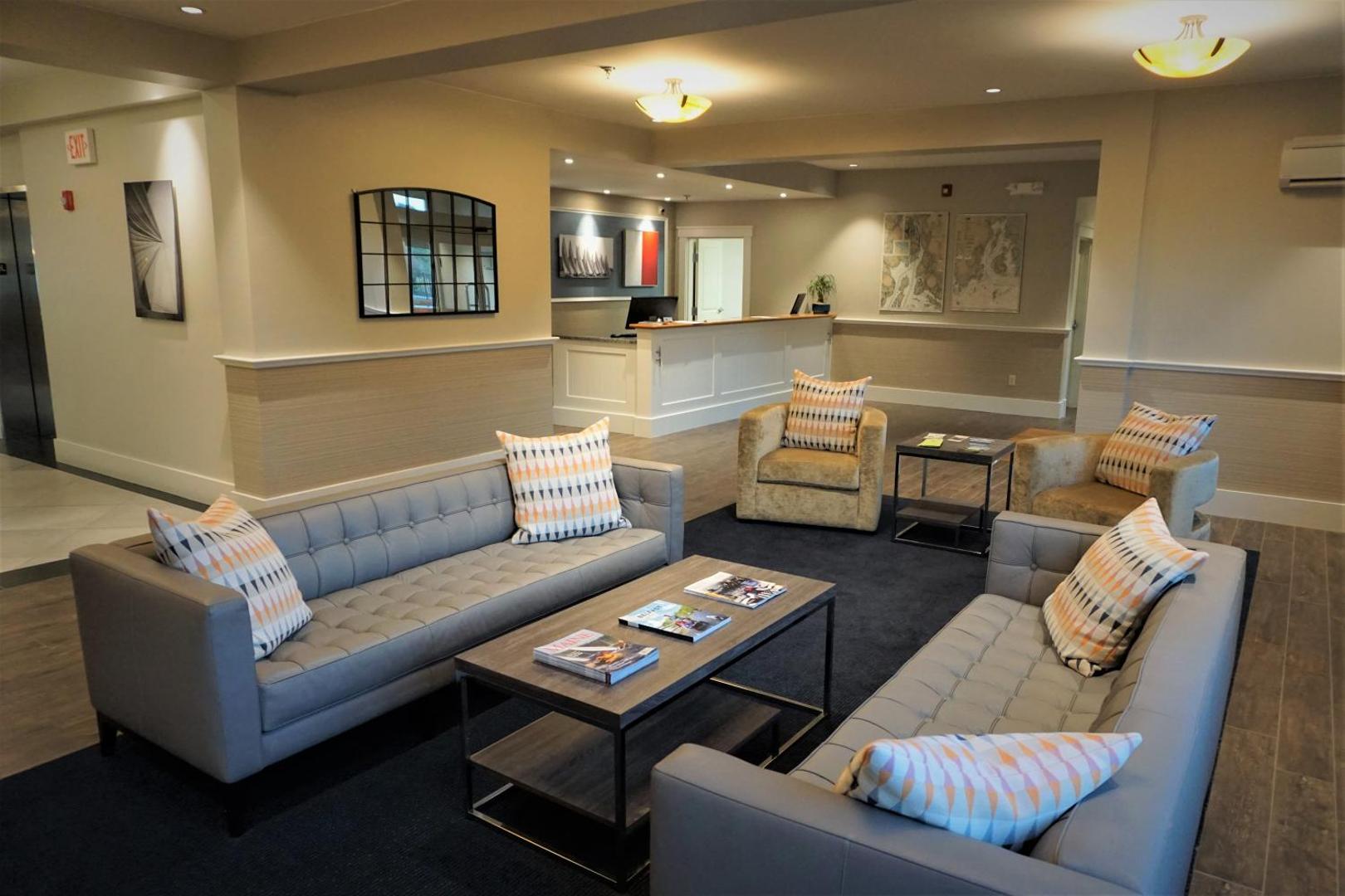 Belfast Harbor Inn