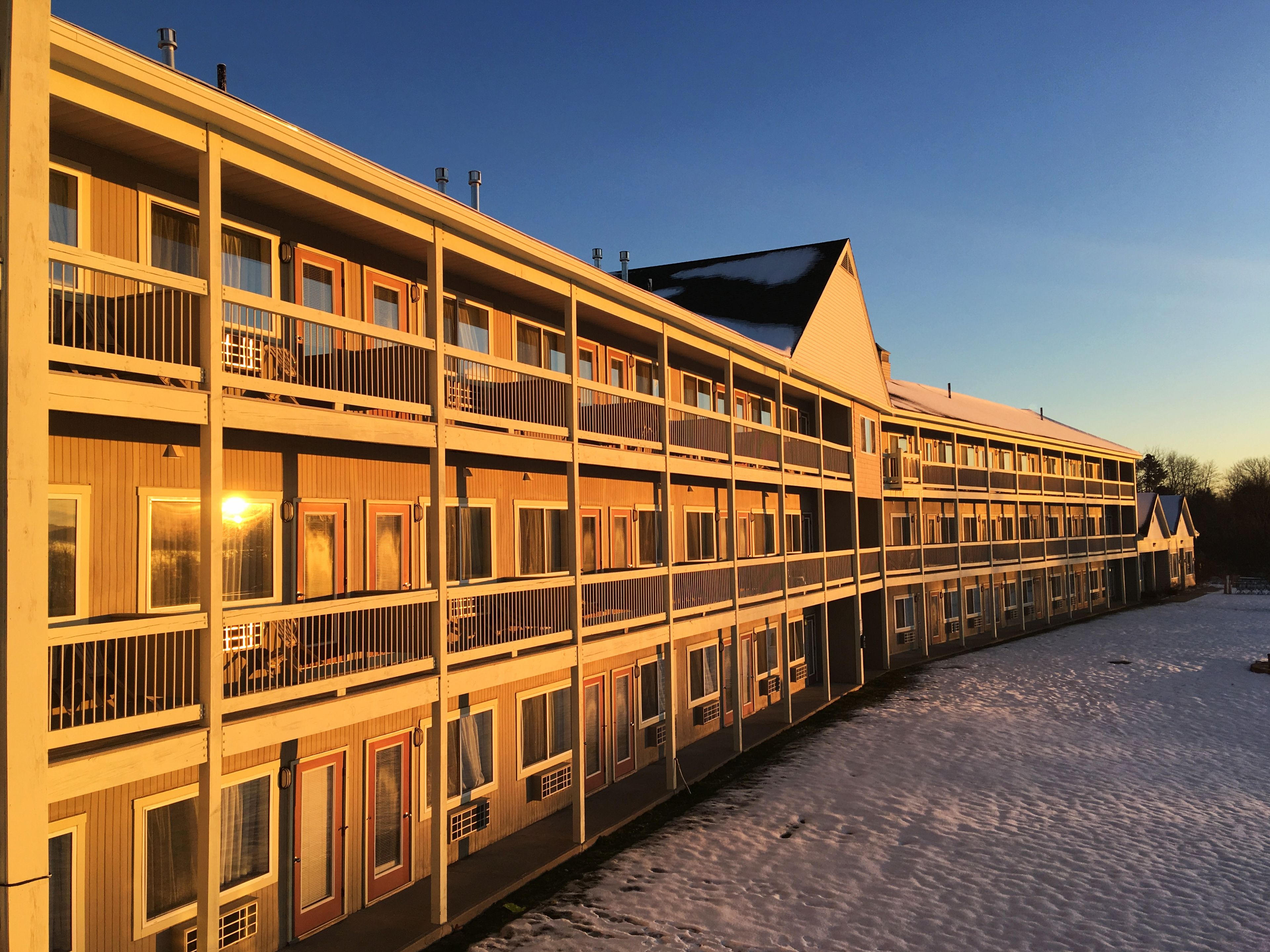 Fireside Inn & Suites Ocean's Edge