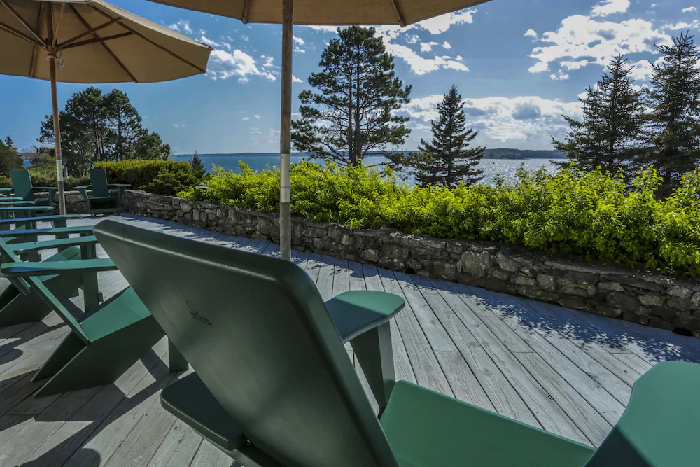 Spruce Point Inn Resort & Spa