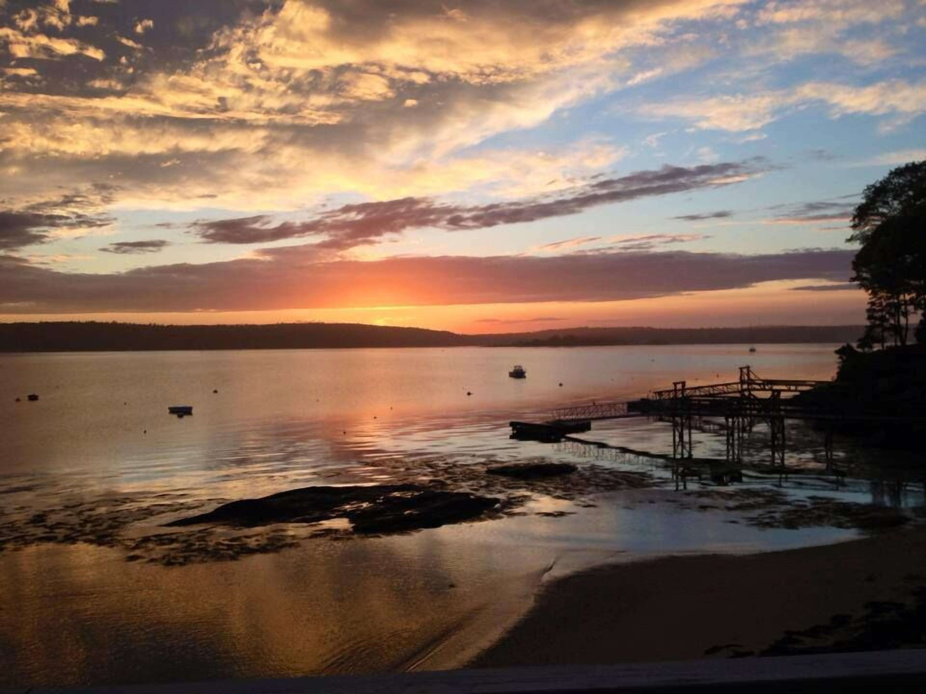 Sunset Beach on Linekin Bay